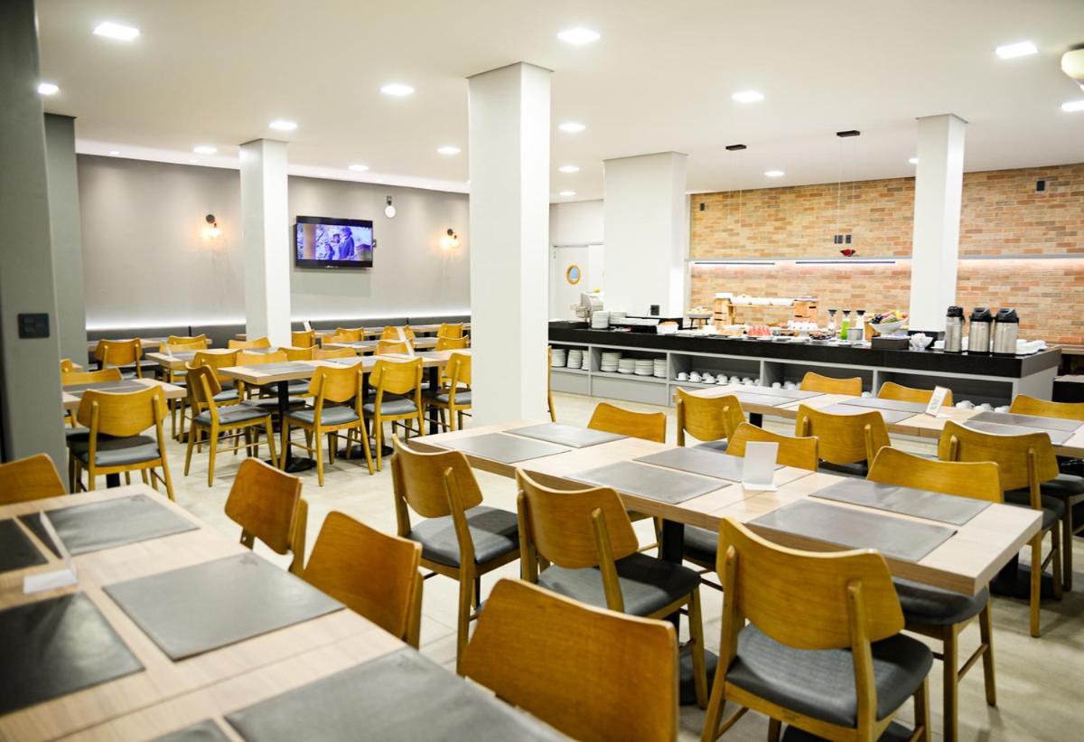 Carlton Plaza Hotel Uberlândia Extérieur photo